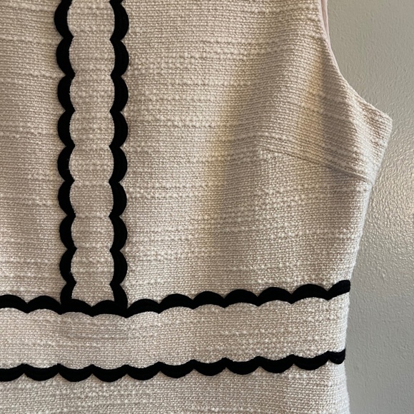 Kate Spade Scalloped Tweed Shift Dress Cream Black Trim Size 12 EUC - Picture 5 of 8